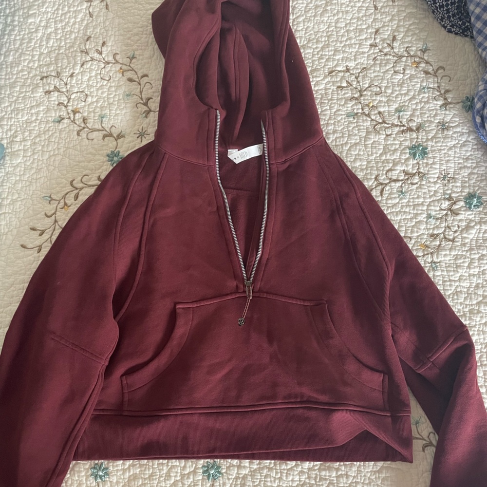 Lululemon scuba half zip